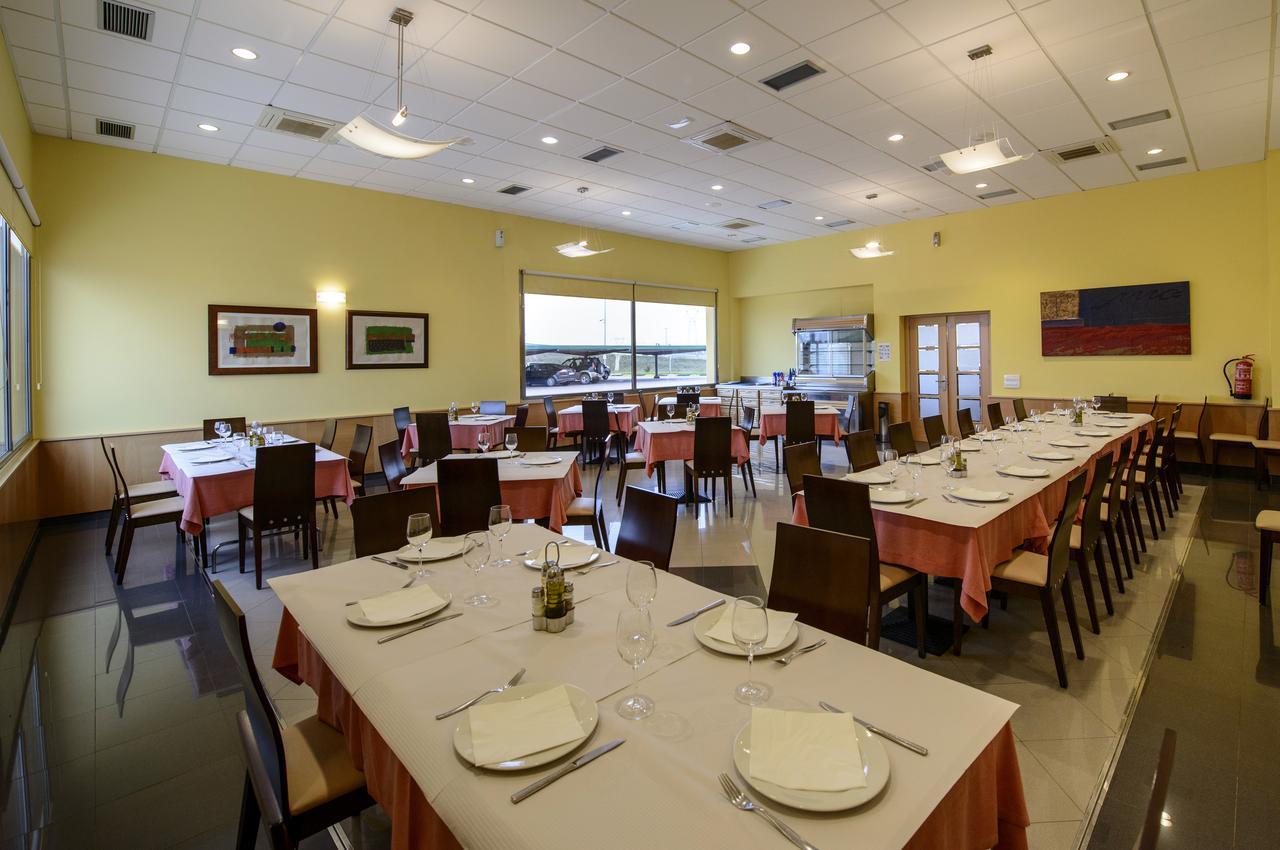Hotel Castillo El Burgo El Burgo Ranero Ngoại thất bức ảnh