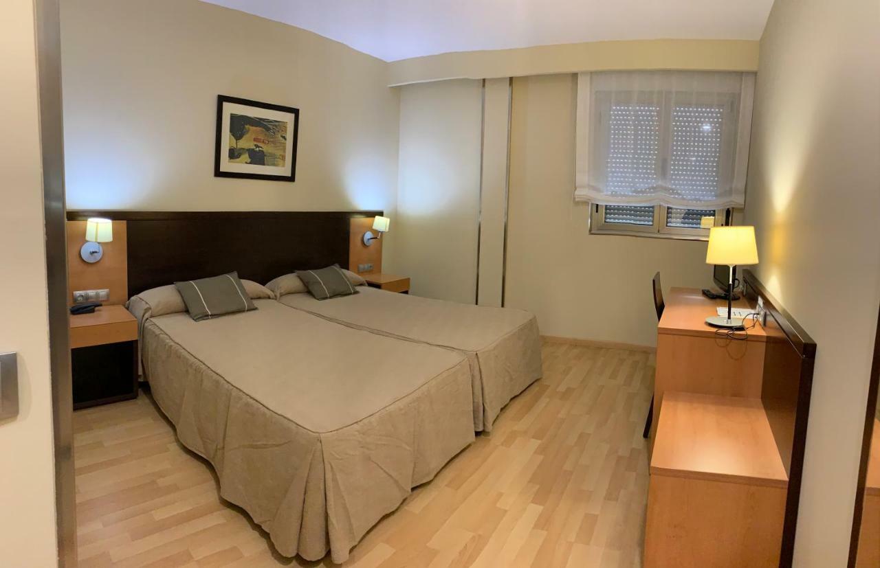 Hotel Castillo El Burgo El Burgo Ranero Ngoại thất bức ảnh